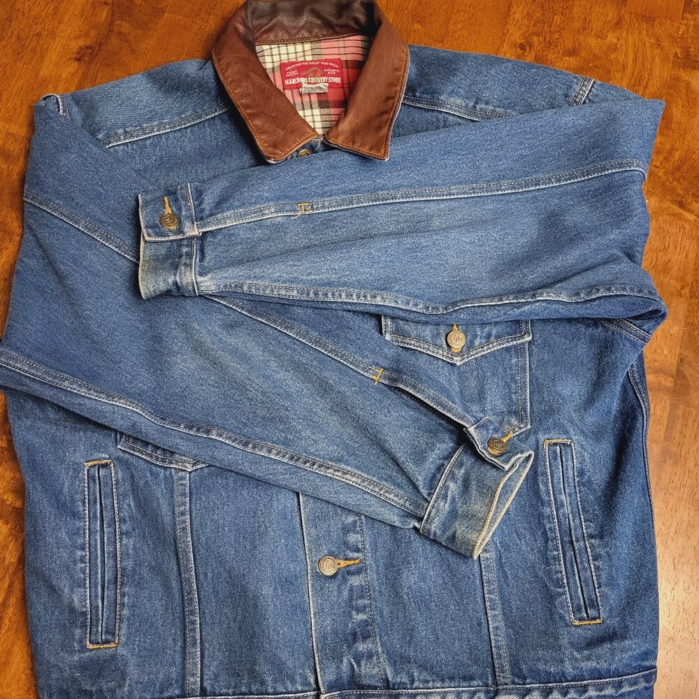 Marlboro Country Store ~ Denim “Trucker” ~ Jean Jacket ~ Sz M